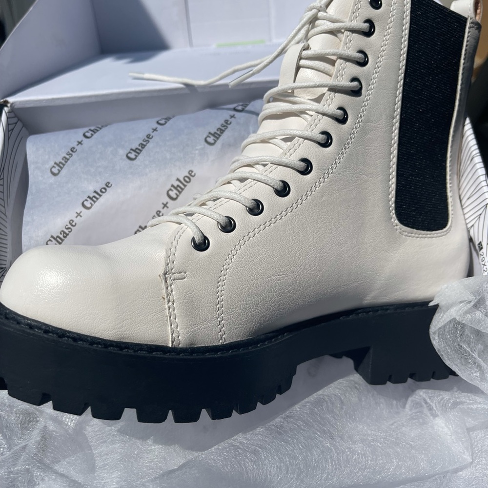 New Chase & Chloe White Combat Boots - Picture 5 of 6